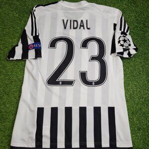 Vidal Juventus 2015 2016 PLAYER ISSUE Home Soccer Jersey Shirt L SKU# S12864